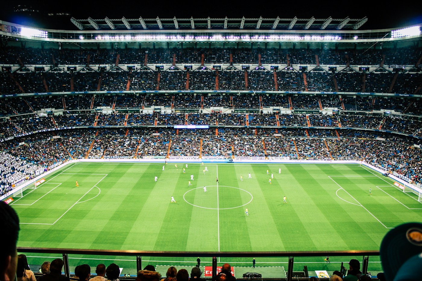 Top Live Sports Competitions & Stadium Match Atmosphere